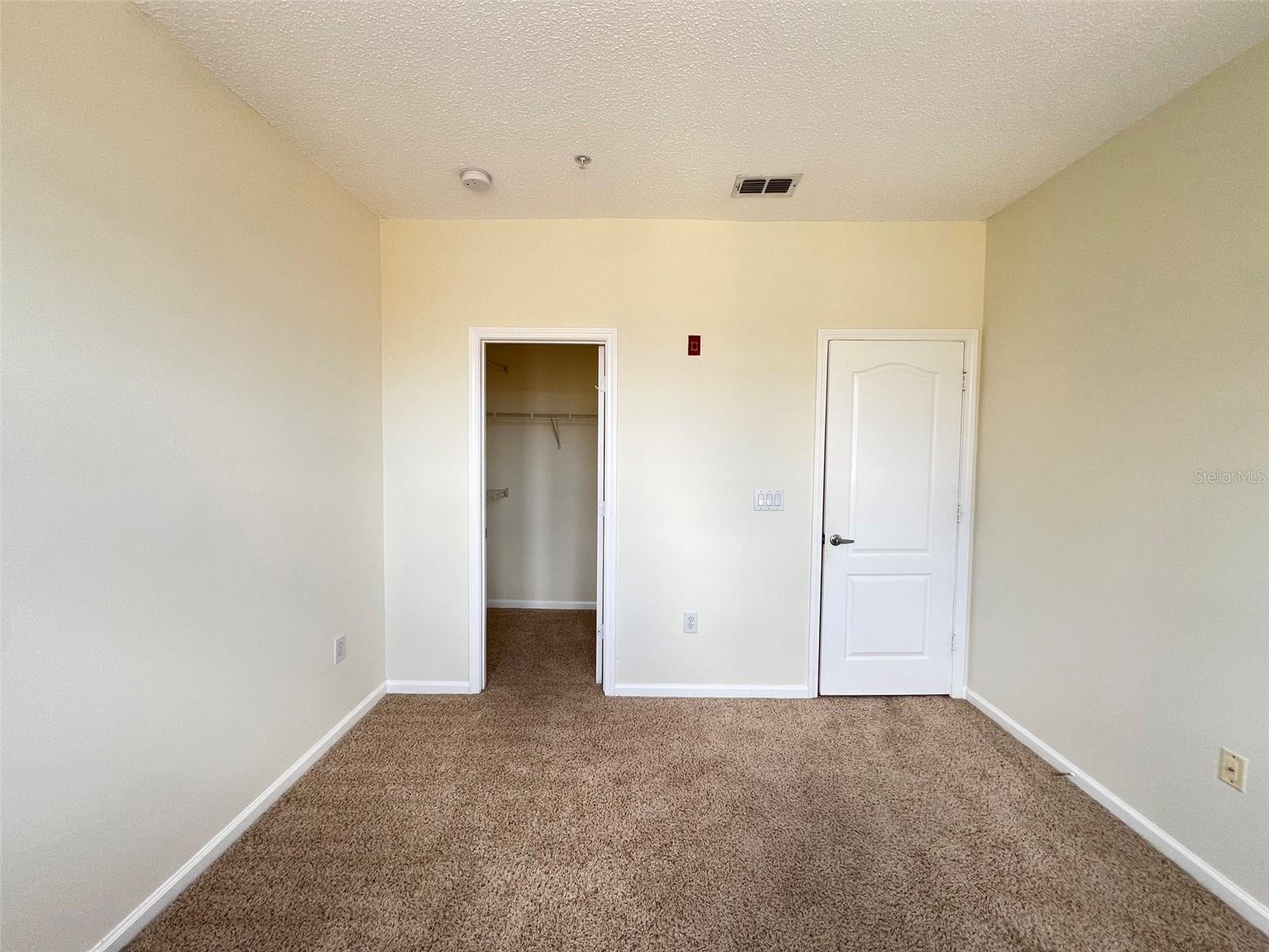 Image 22 of 37 For 12216 Wild Iris Way 110
