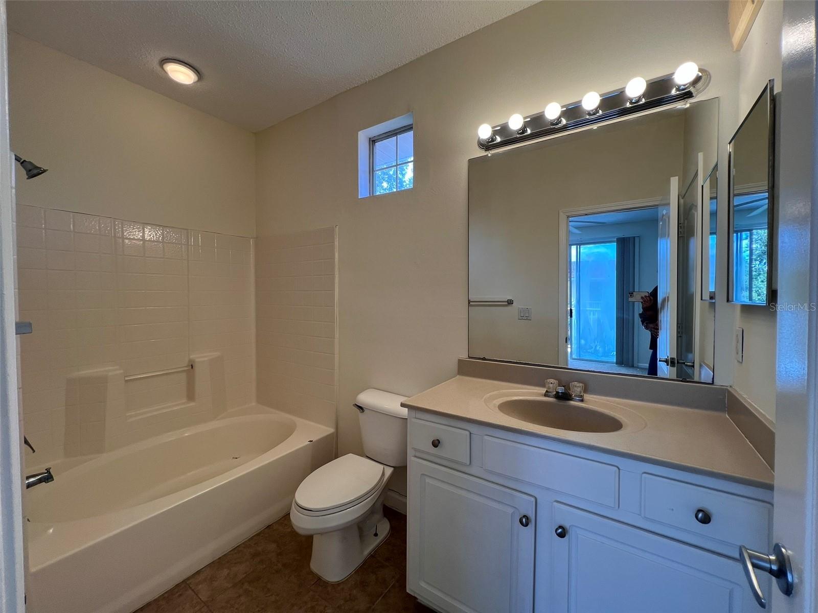 Image 28 of 37 For 12216 Wild Iris Way 110