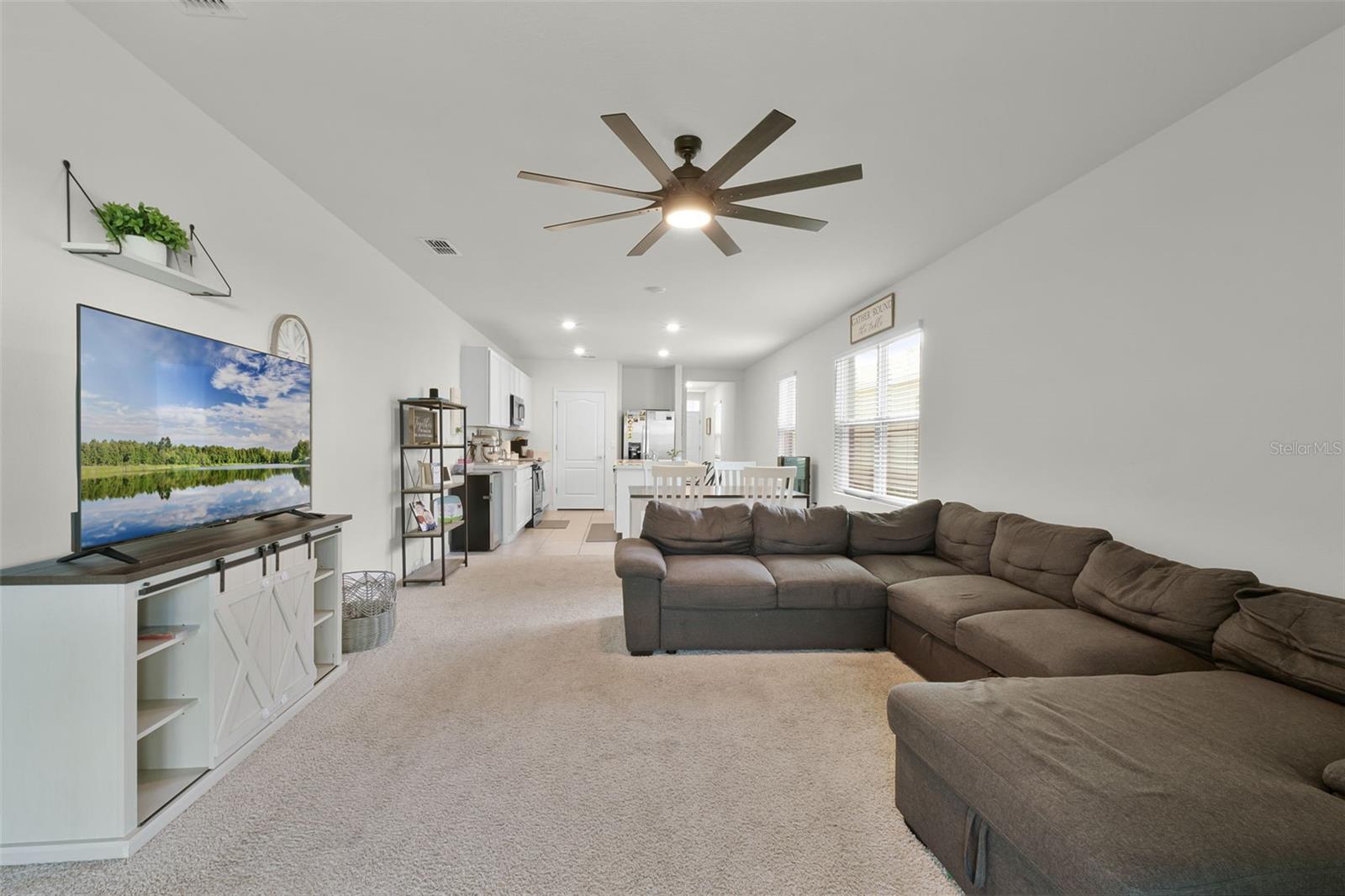 Image 9 of 28 For 935 August Sky Drive