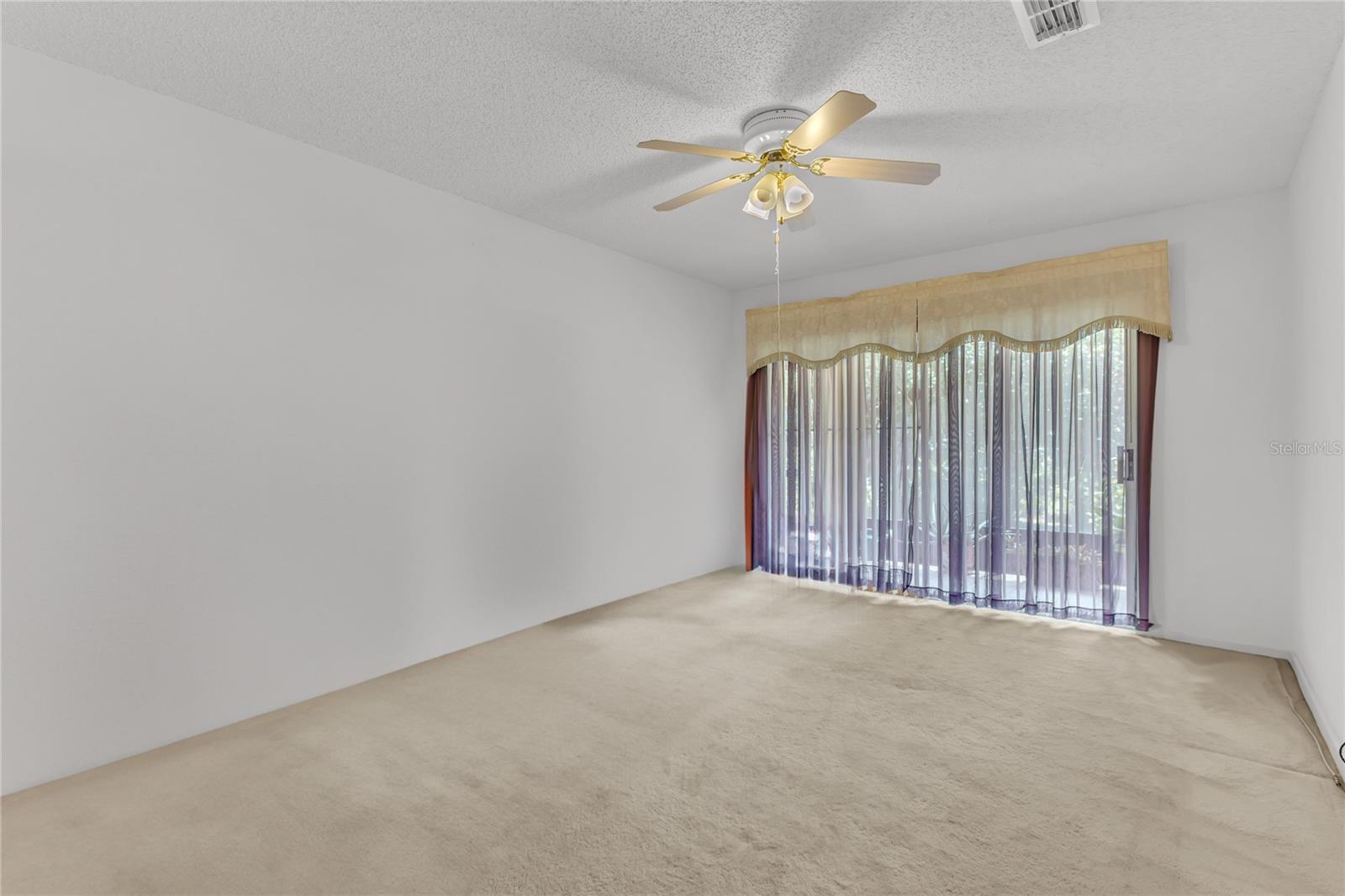 Image 17 of 25 For 13022 Falcon Ridge Drive
