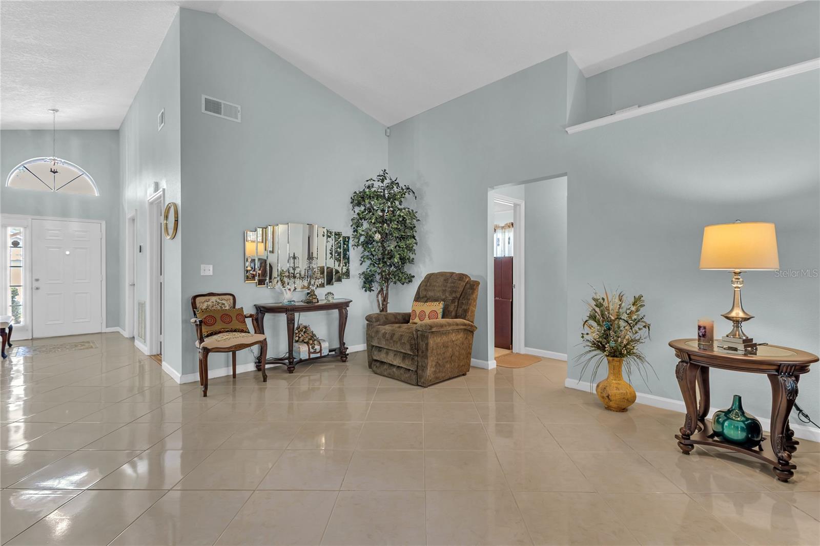 Image 4 of 25 For 13022 Falcon Ridge Drive