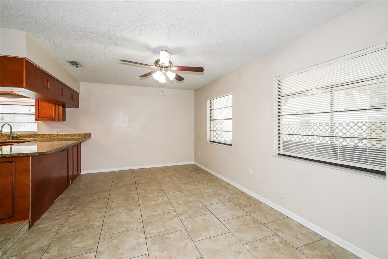 Image 4 of 17 For 4601 Serena Drive