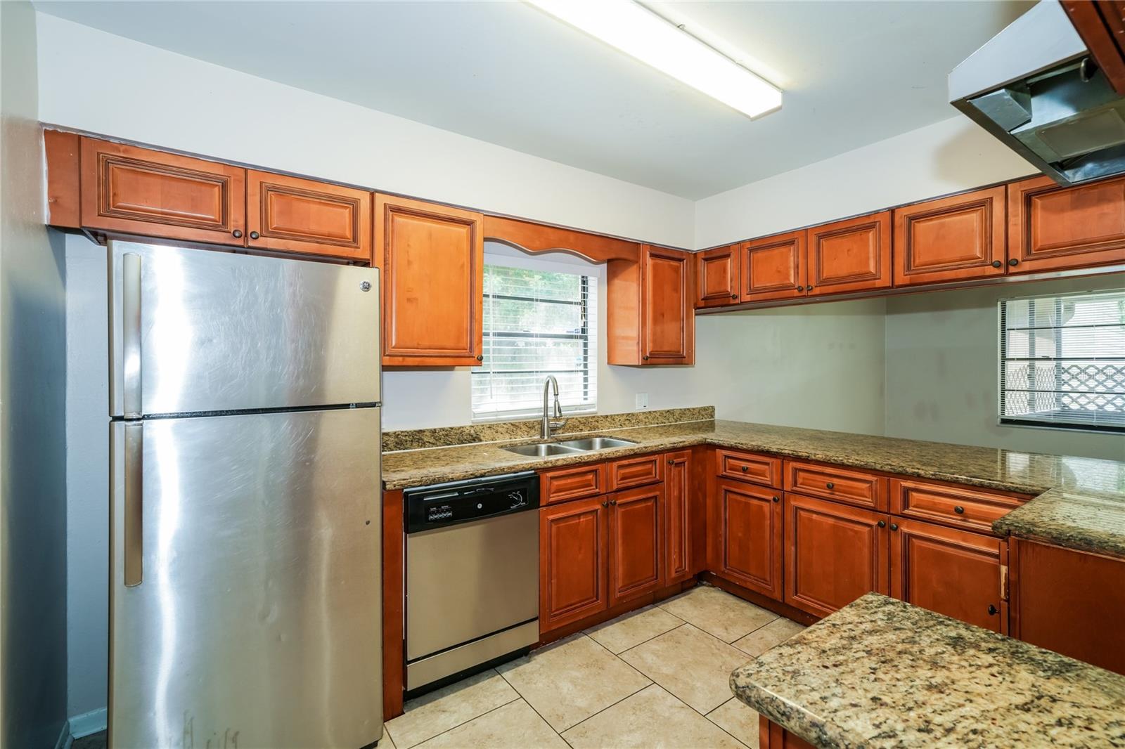 Image 7 of 17 For 4601 Serena Drive