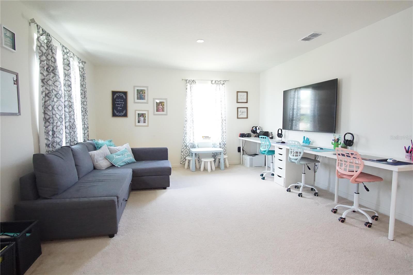 Image 14 of 26 For 12135 Carson Drive