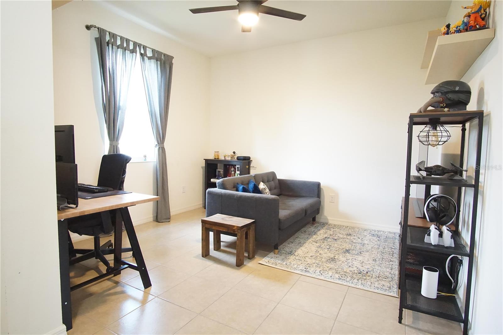 Image 4 of 26 For 12135 Carson Drive