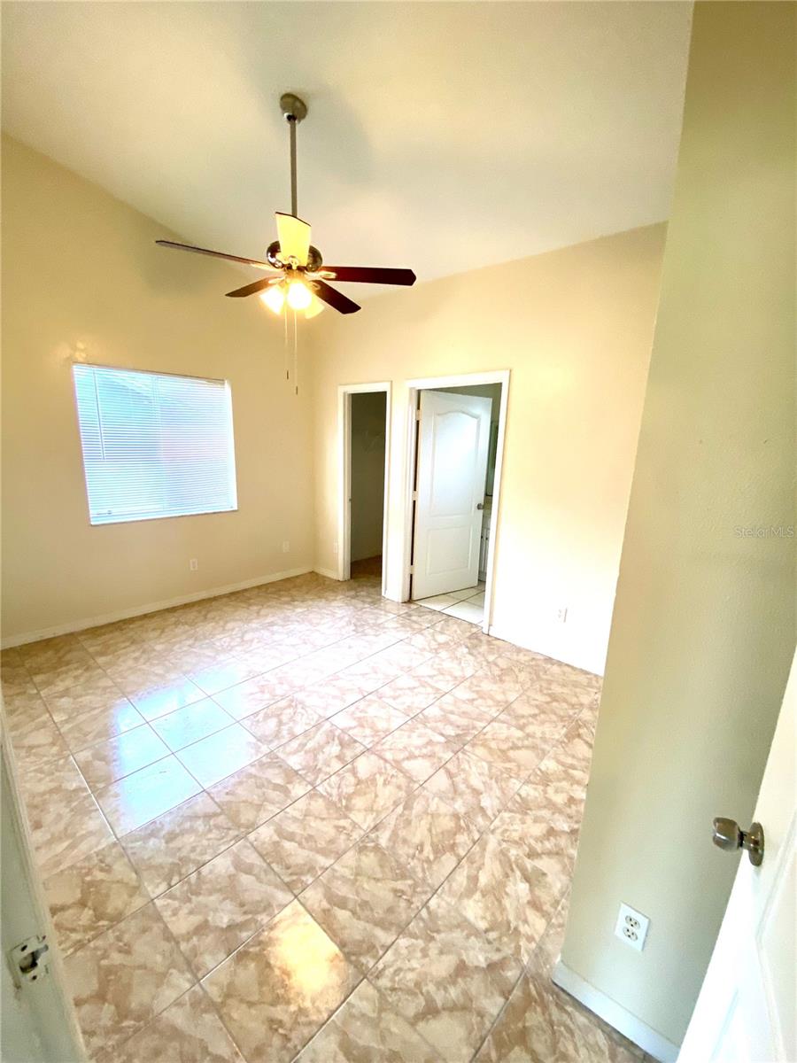 Image 6 of 13 For 6727 Magnolia Pointe Circle