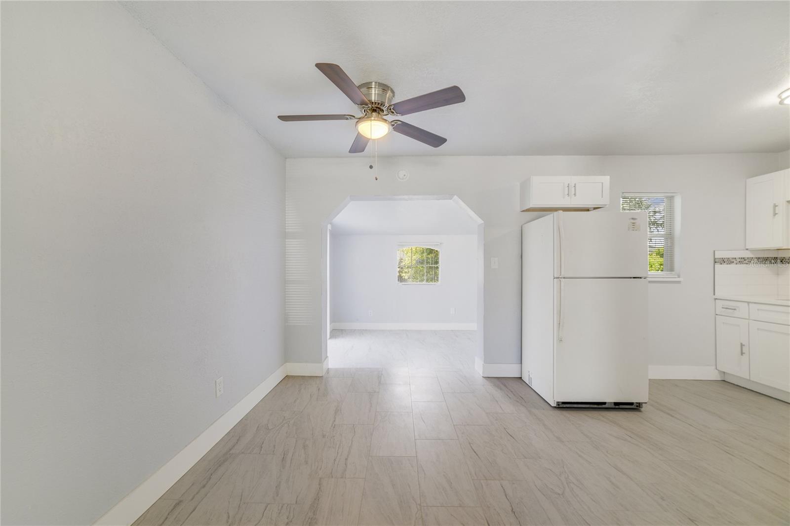 Image 10 of 23 For 2111 Mantilla Avenue