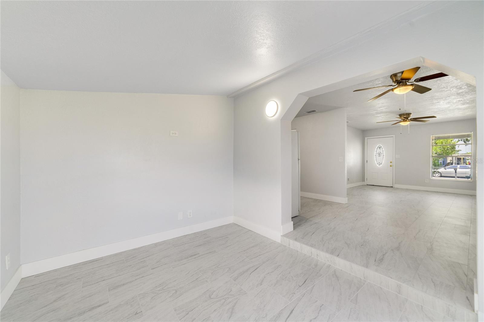 Image 11 of 23 For 2111 Mantilla Avenue