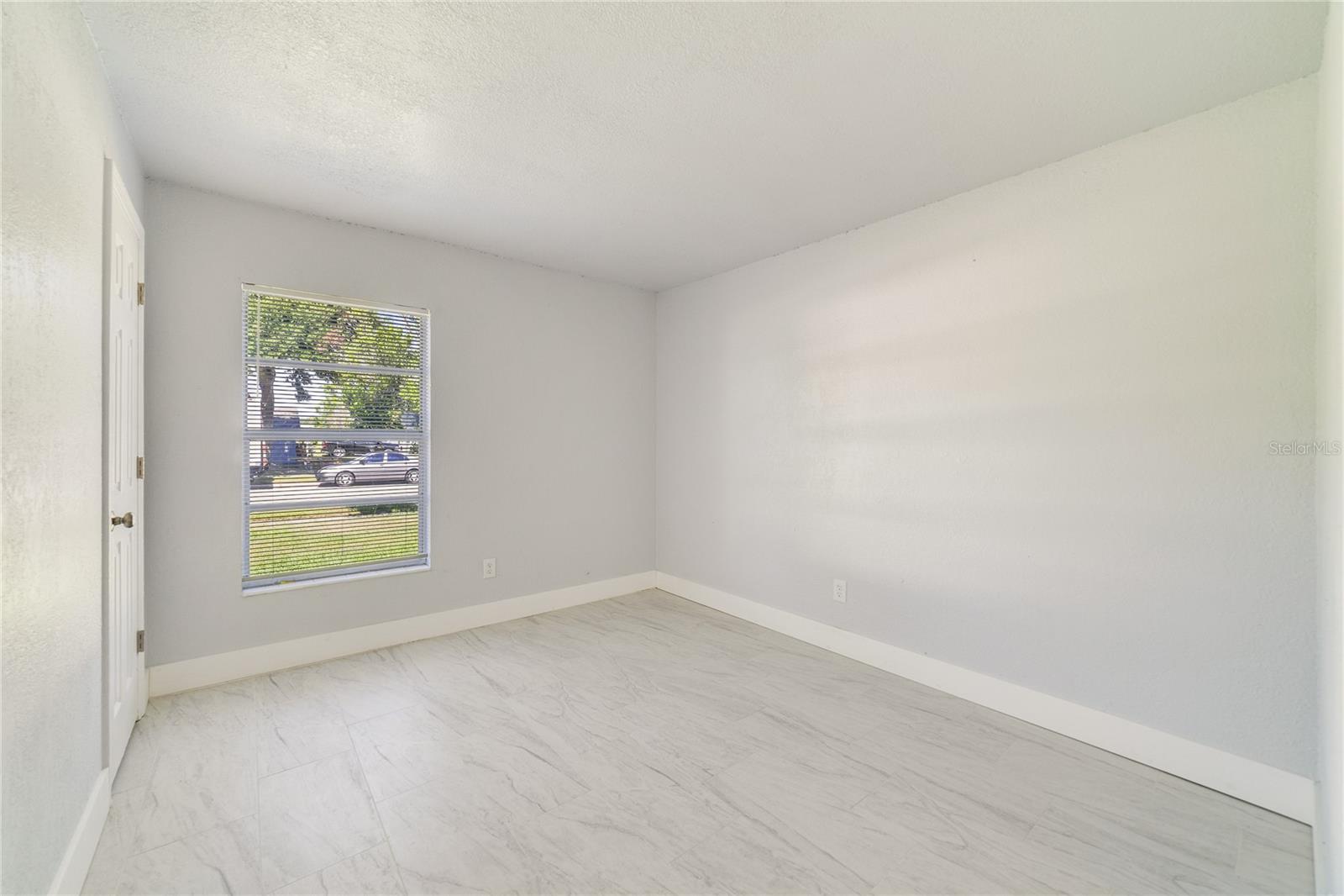 Image 22 of 23 For 2111 Mantilla Avenue