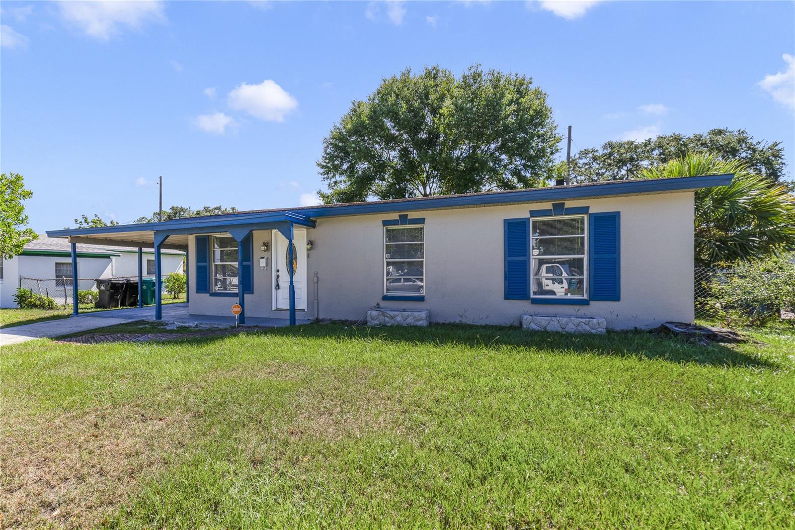 Image 3 of 23 For 2111 Mantilla Avenue