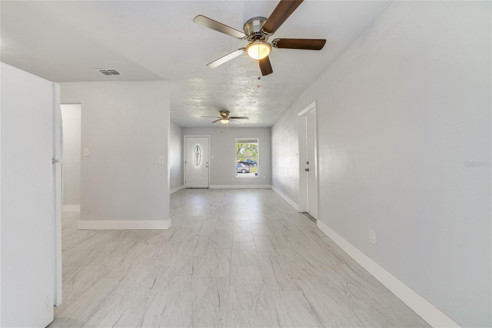 Image 8 of 23 For 2111 Mantilla Avenue
