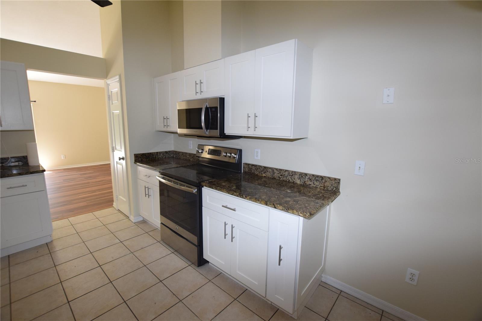 Image 16 of 39 For 302 Bridie Court