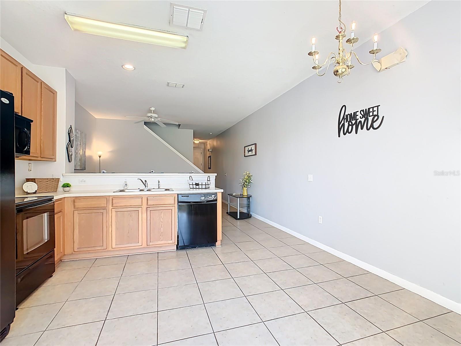Image 16 of 47 For 5463 Paradise Cay Circle
