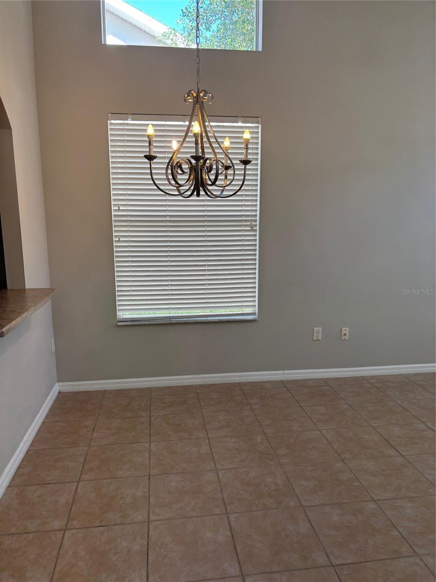 Image 3 of 18 For 7404 Lago De Oro  1-a-8