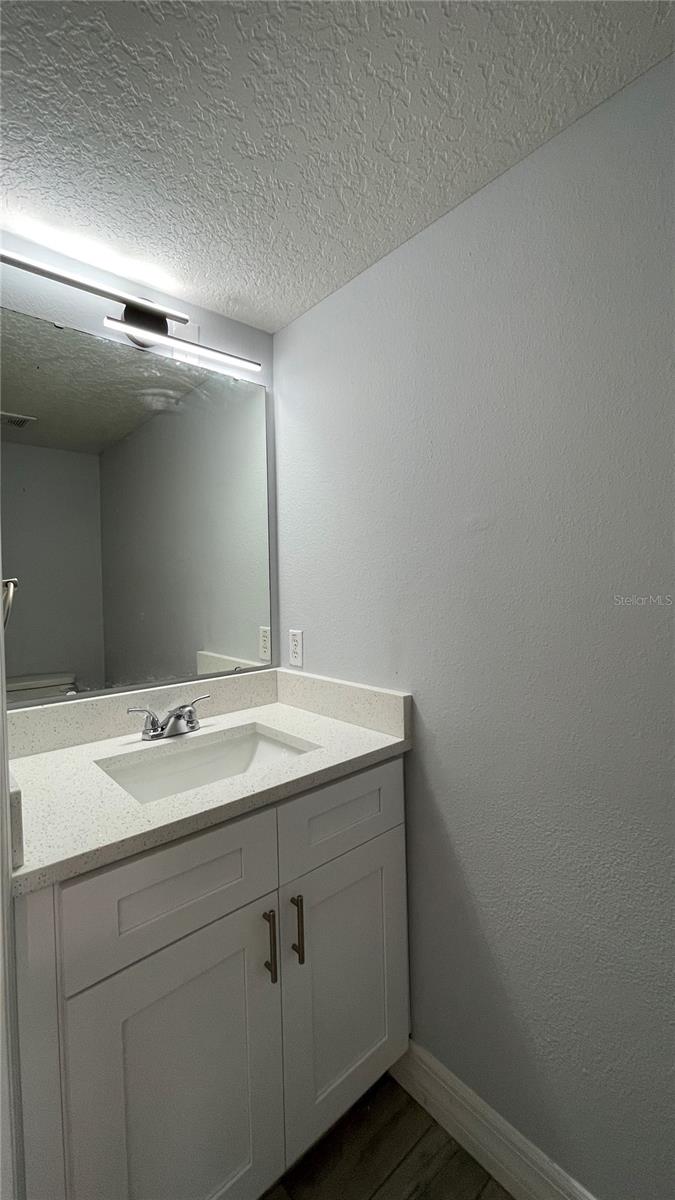 Image 11 of 62 For 205 Jocelyn Drive