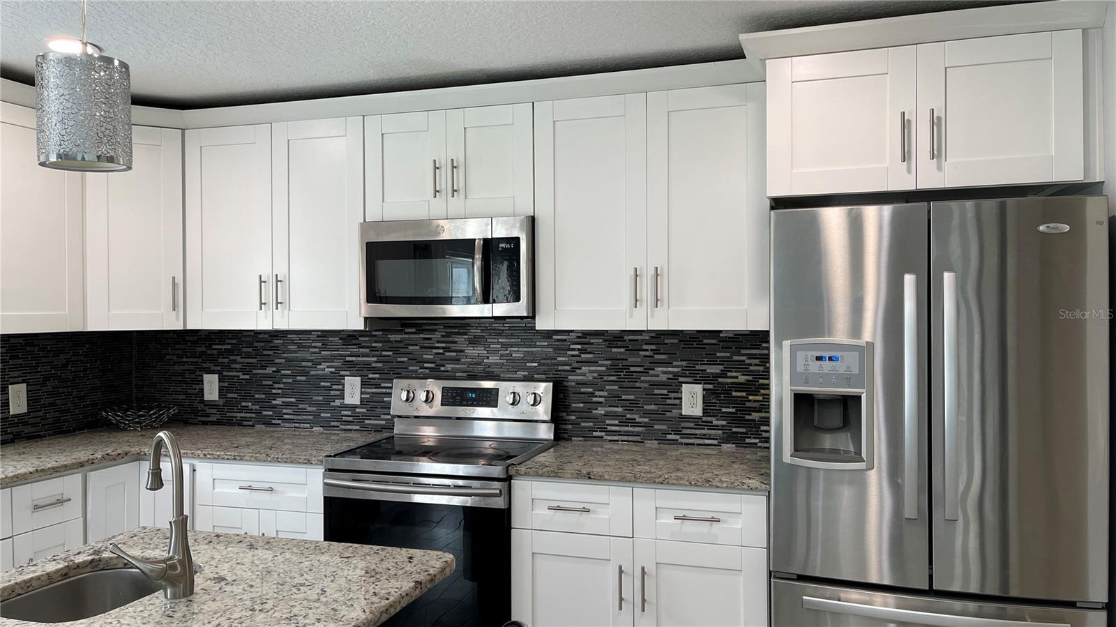 Image 21 of 62 For 205 Jocelyn Drive