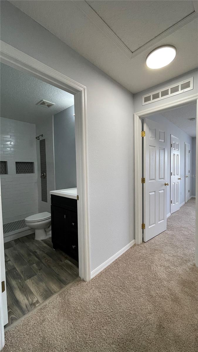 Image 41 of 62 For 205 Jocelyn Drive