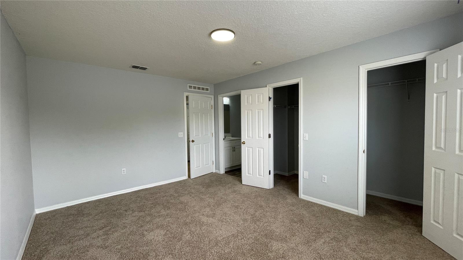 Image 45 of 62 For 205 Jocelyn Drive