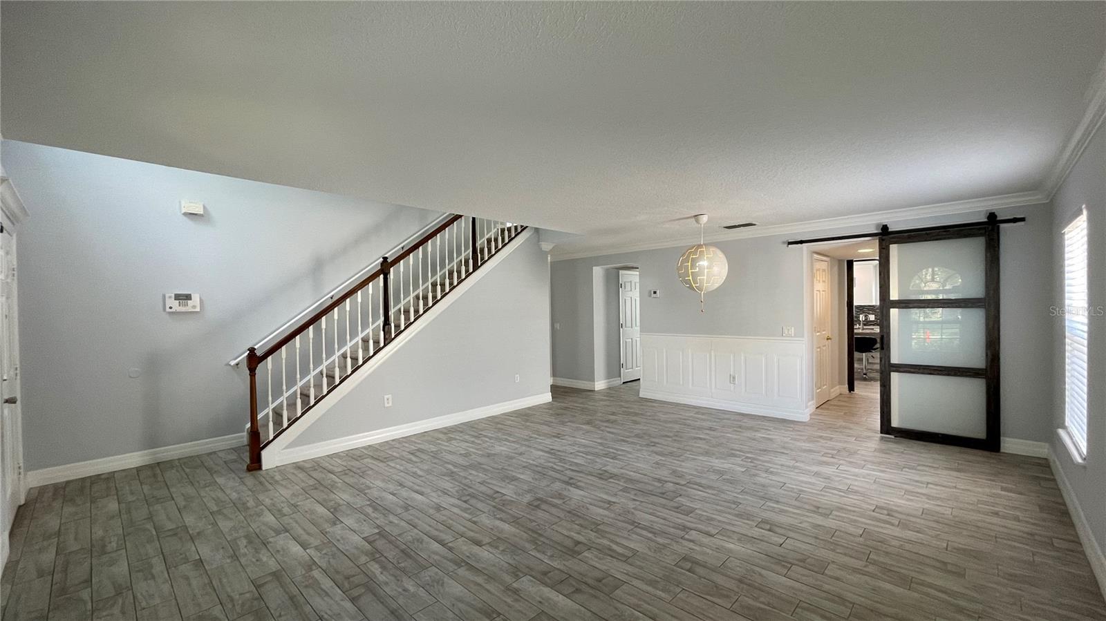 Image 9 of 62 For 205 Jocelyn Drive