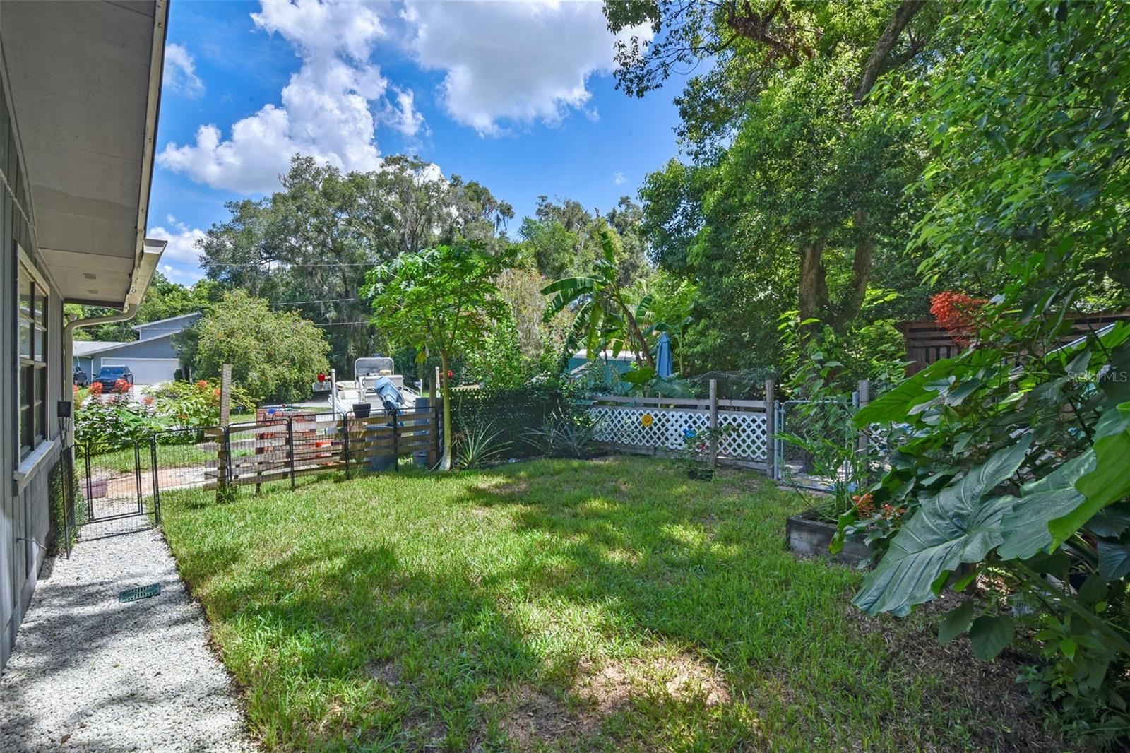 Image 48 of 60 For 138 Forest Lane