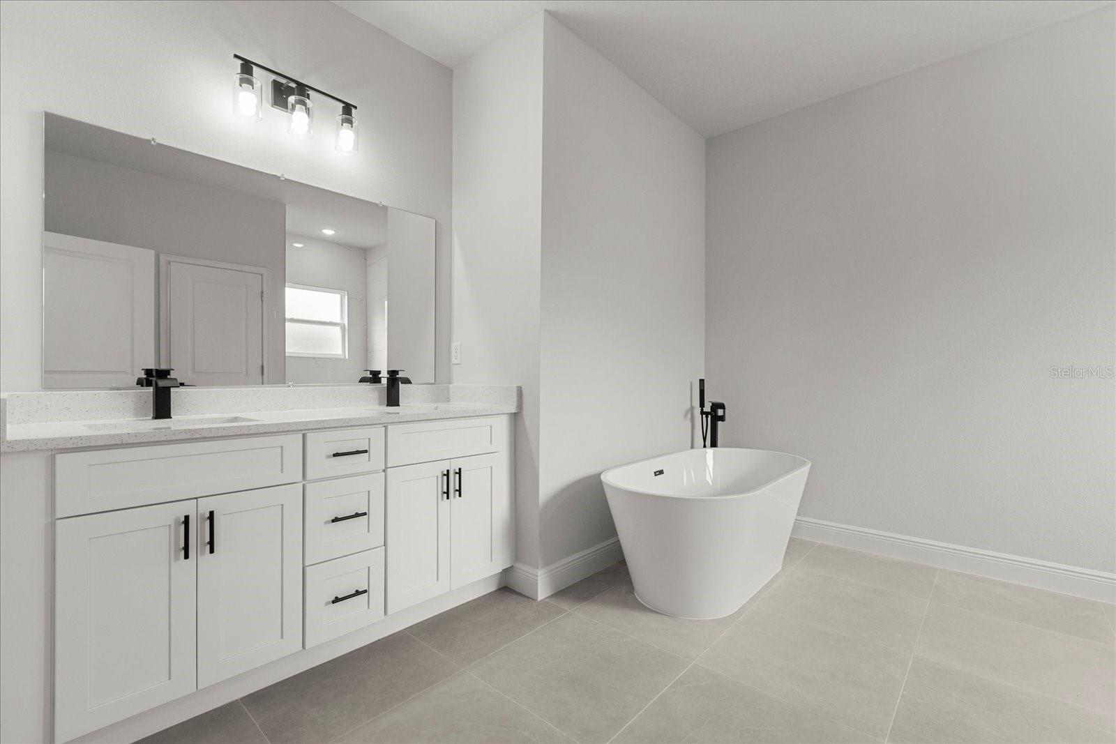 Image 21 of 32 For 4016 151 Street