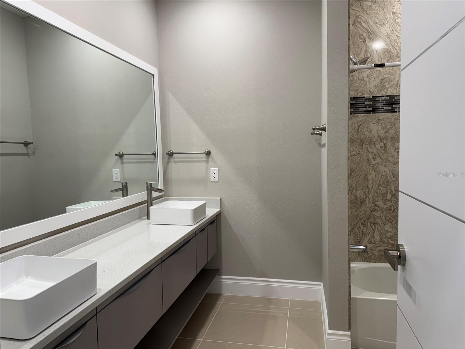 Image 40 of 67 For 2012 Greenbriar Terrace