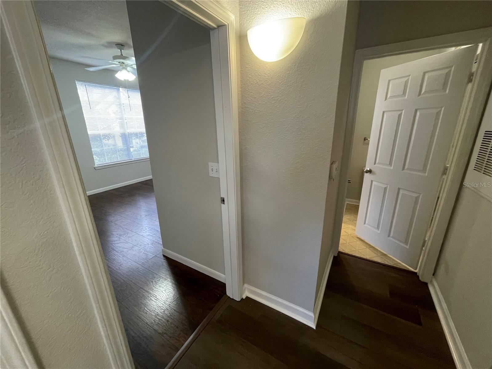 Image 9 of 21 For 9093 Lee Vista Boulevard 901