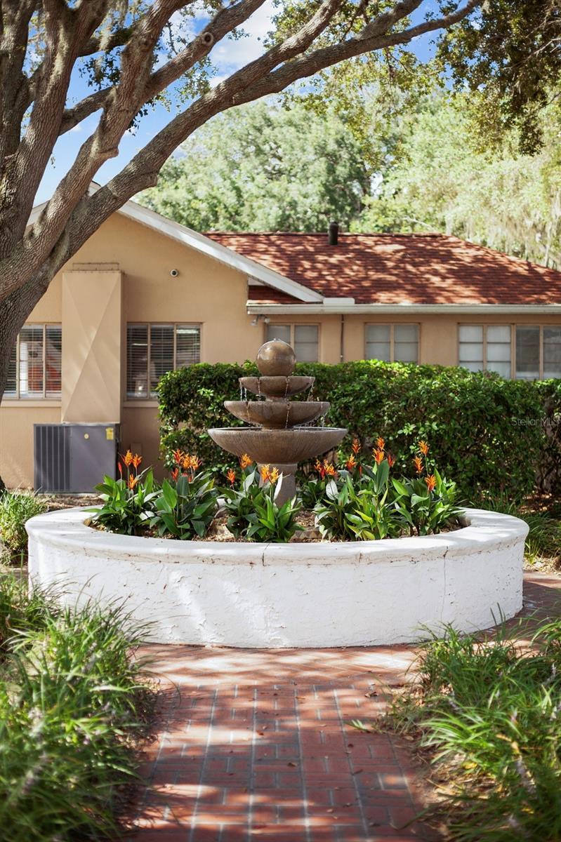 Image 46 of 88 For 1101 Valencia Avenue