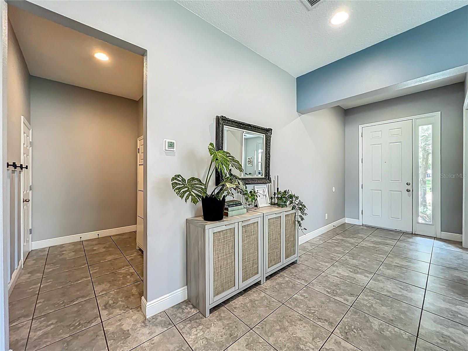 Image 14 of 100 For 1070 Grand Hilltop Drive