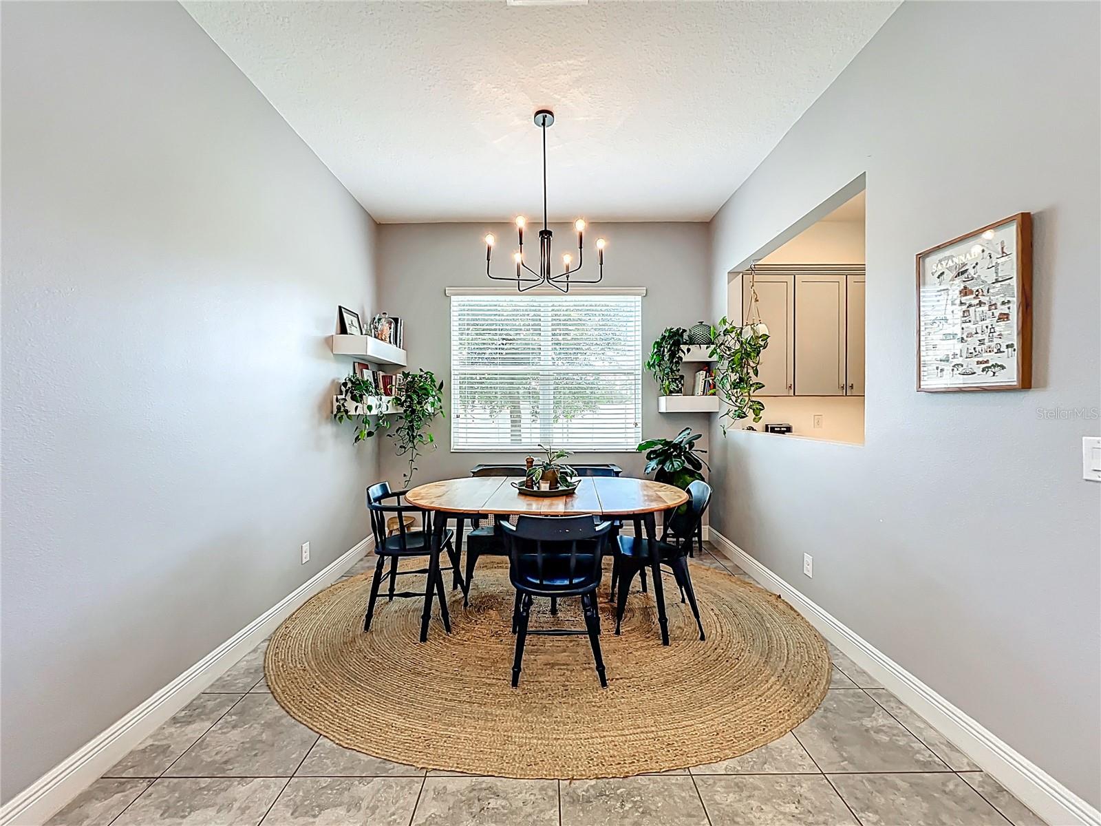 Image 31 of 100 For 1070 Grand Hilltop Drive