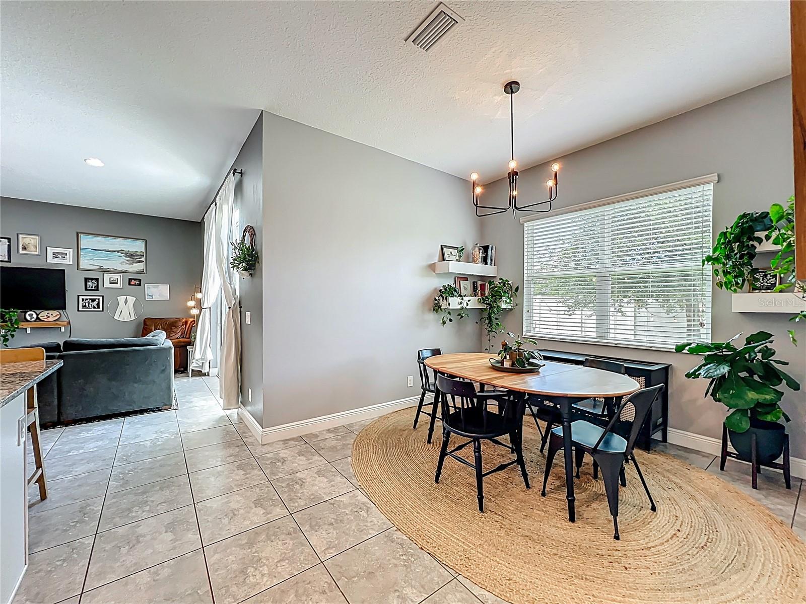 Image 32 of 100 For 1070 Grand Hilltop Drive