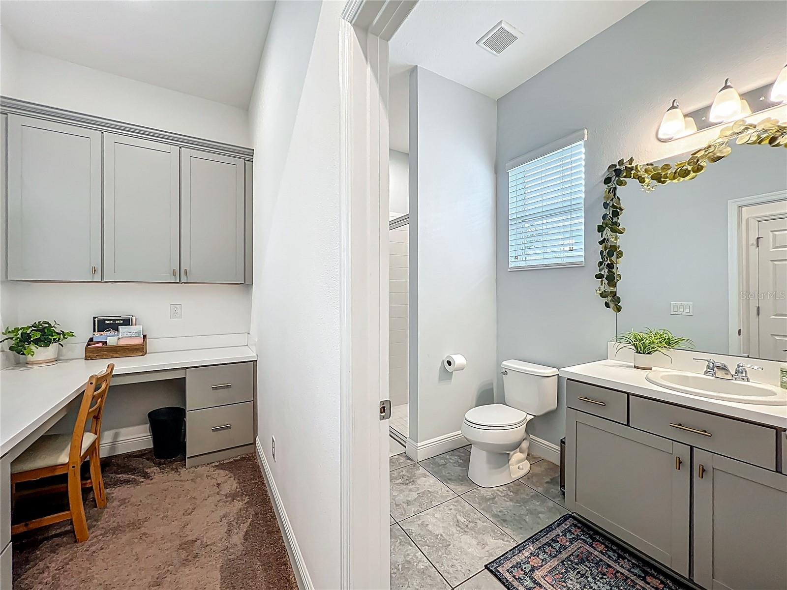 Image 39 of 100 For 1070 Grand Hilltop Drive