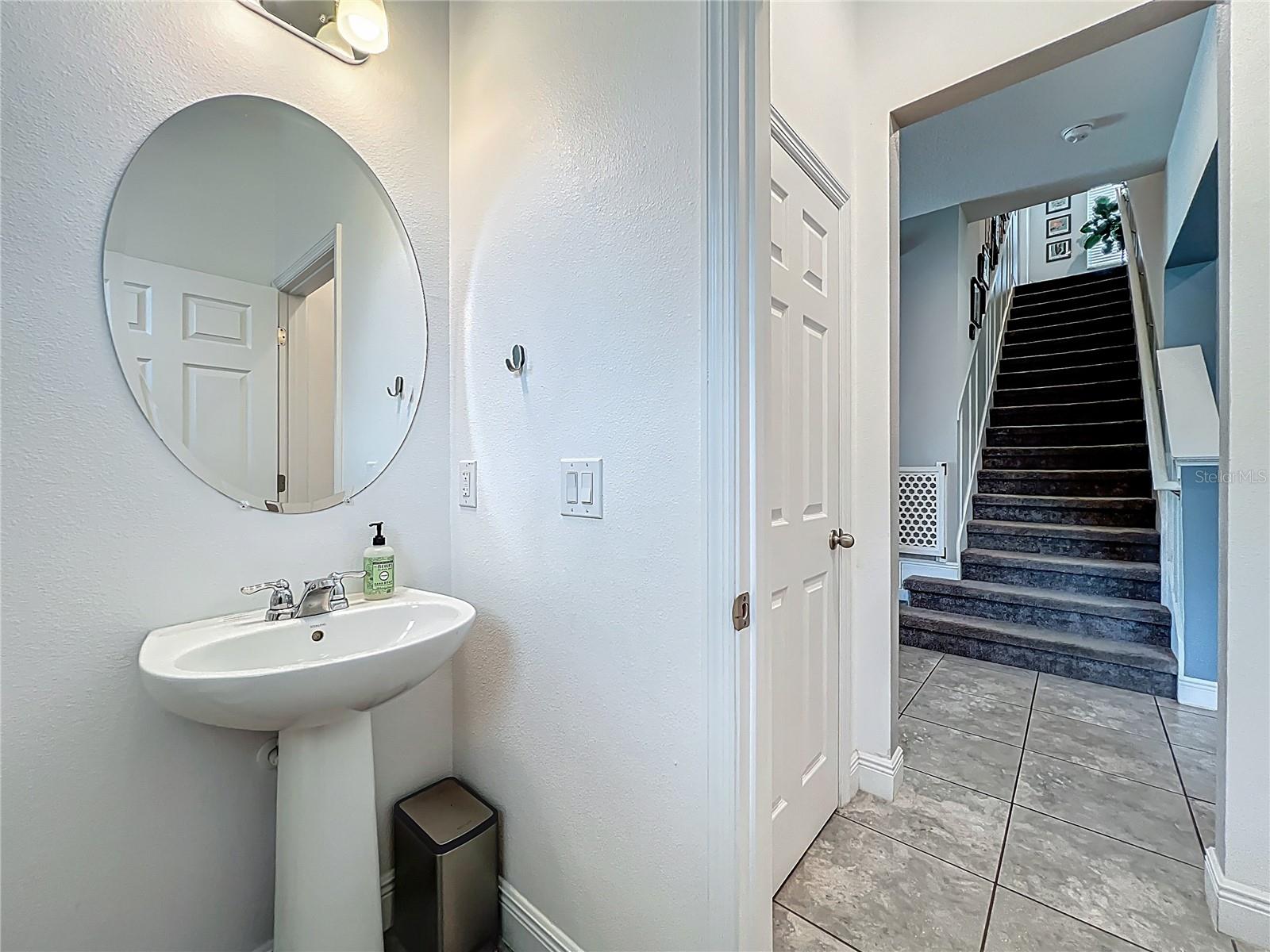 Image 42 of 100 For 1070 Grand Hilltop Drive