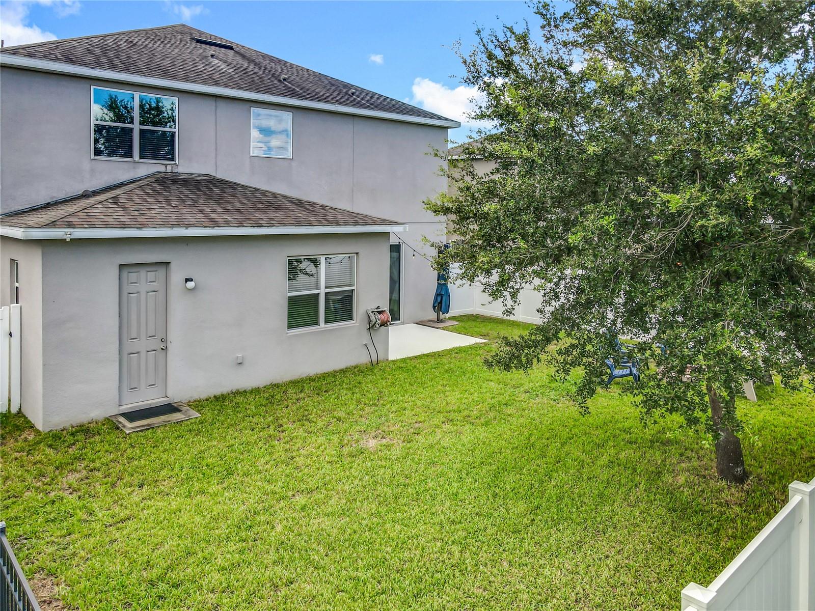 Image 90 of 100 For 1070 Grand Hilltop Drive
