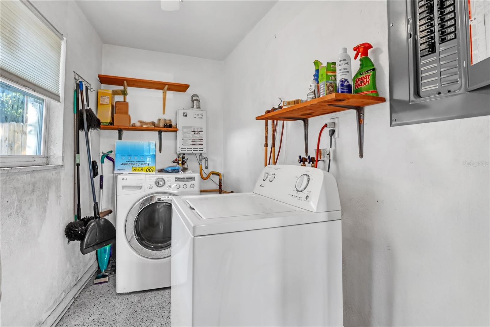 Image 22 of 53 For 1713 Jordan Drive