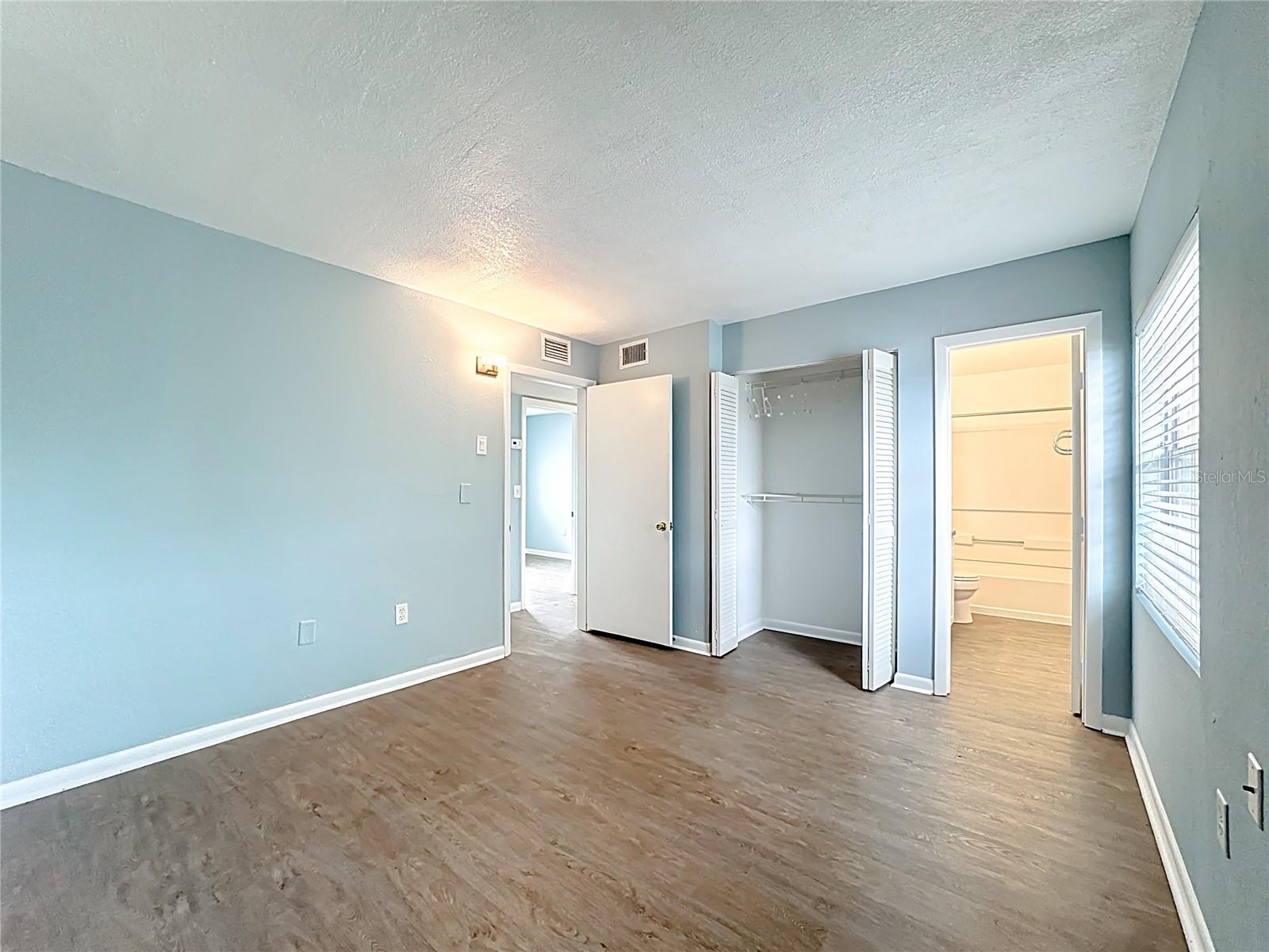 Image 6 of 36 For 770 Ridenhour Circle 770