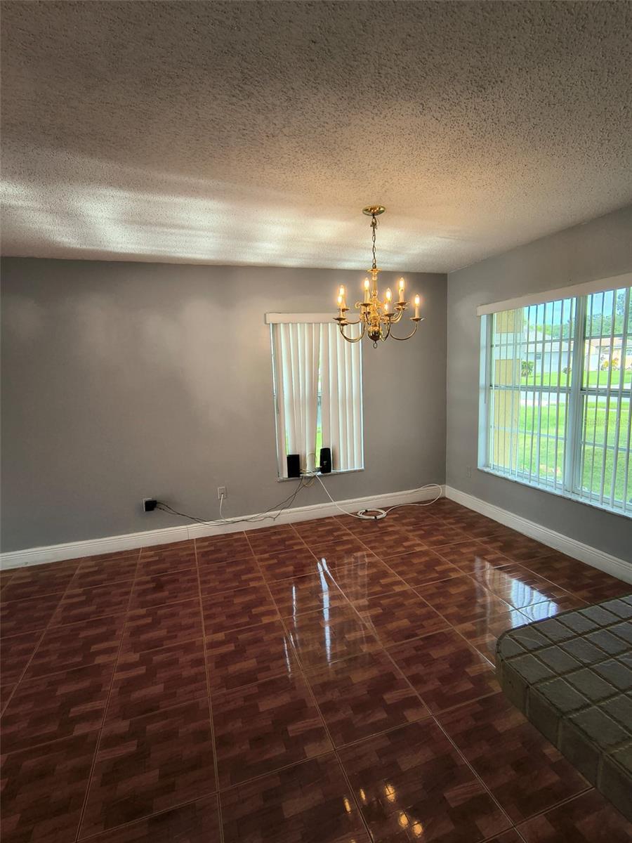 Image 22 of 33 For 14912 White Magnolia Court