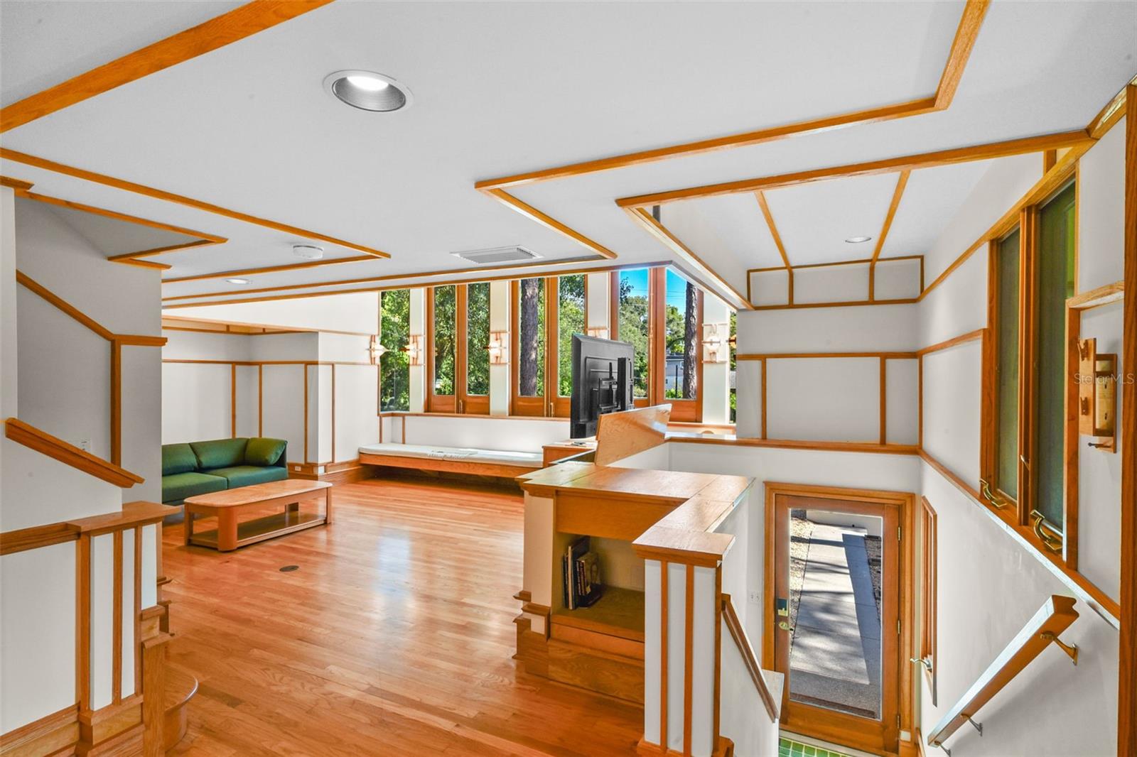 Image 10 of 62 For 234 Alpine Street