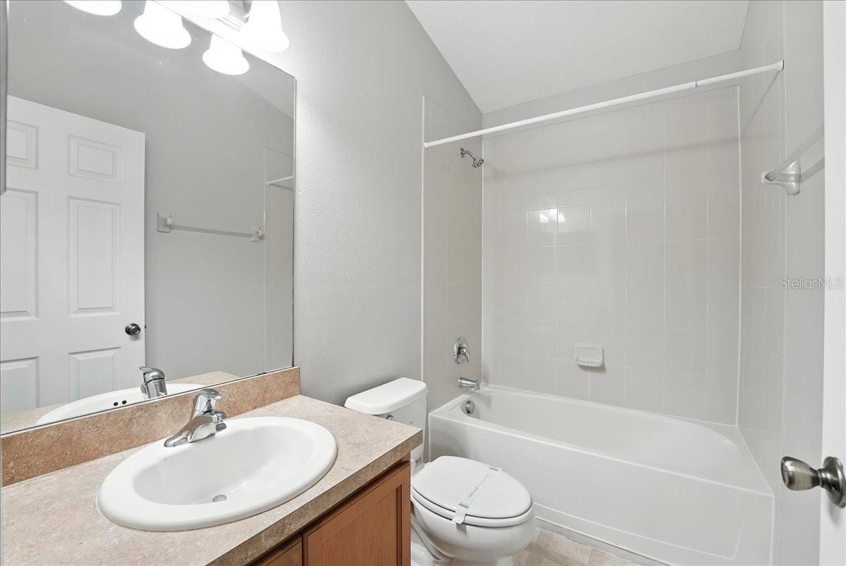 Image 13 of 16 For 2211 Trillium Park Lane