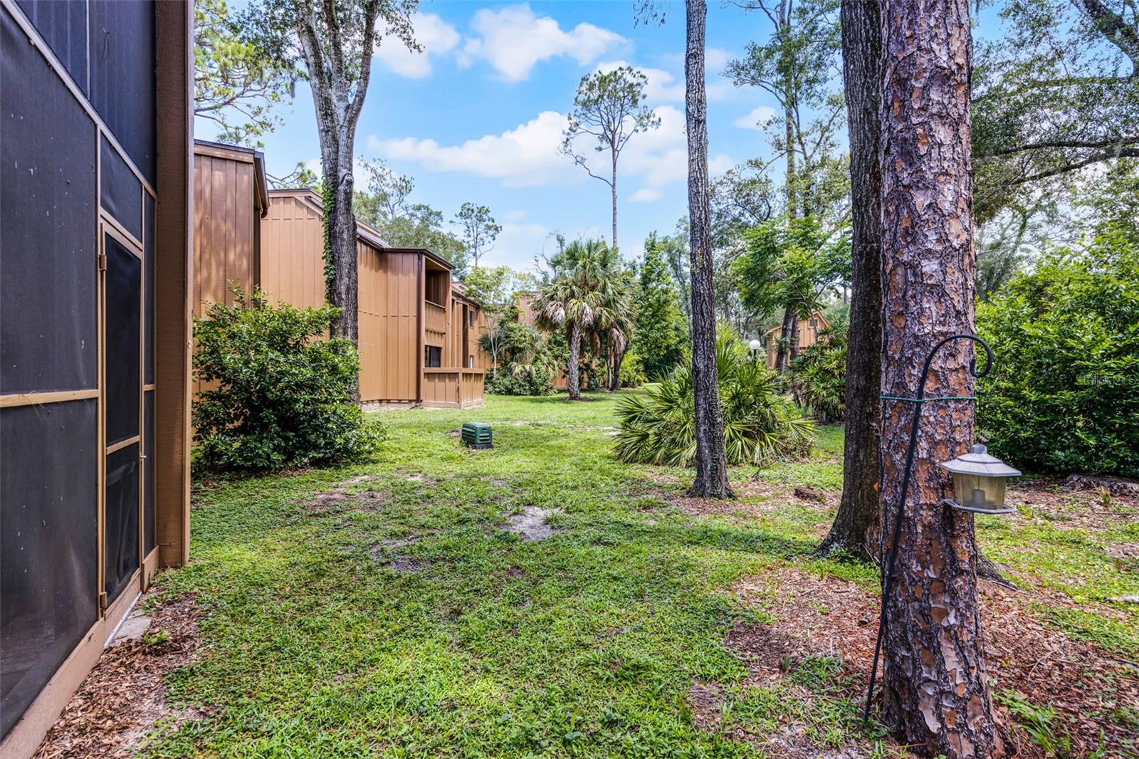 Image 15 of 46 For 260 Crown Oaks Way 260
