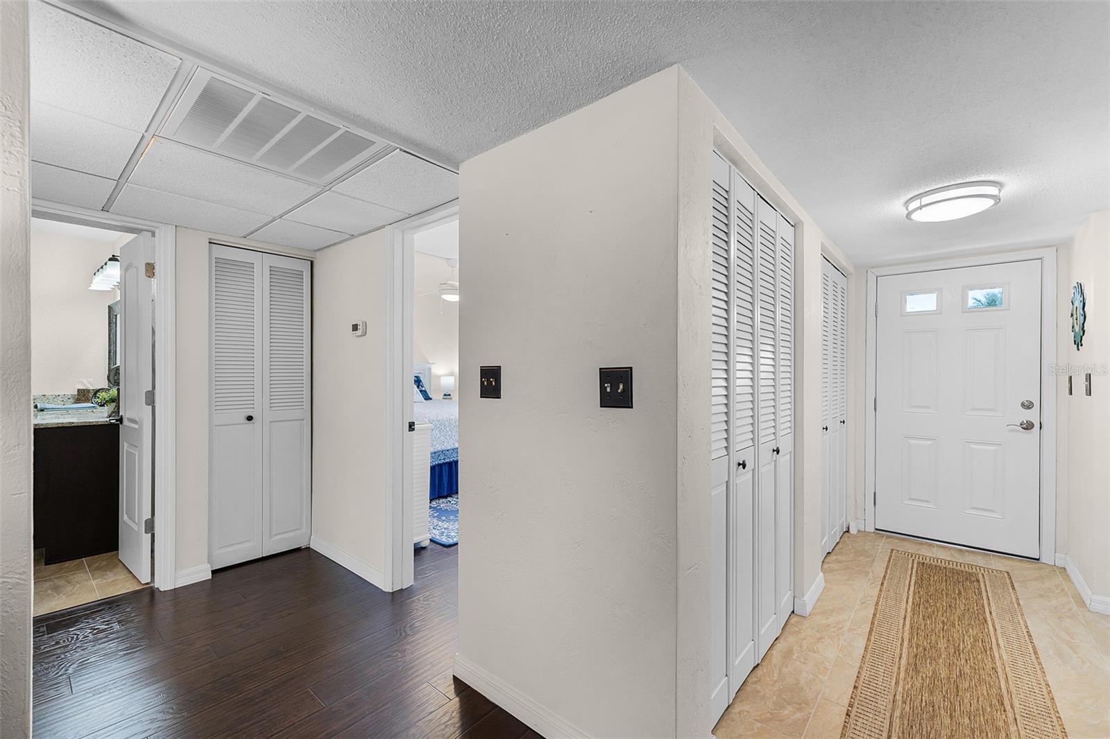 Image 17 of 46 For 3845 Atlantic Avenue 10