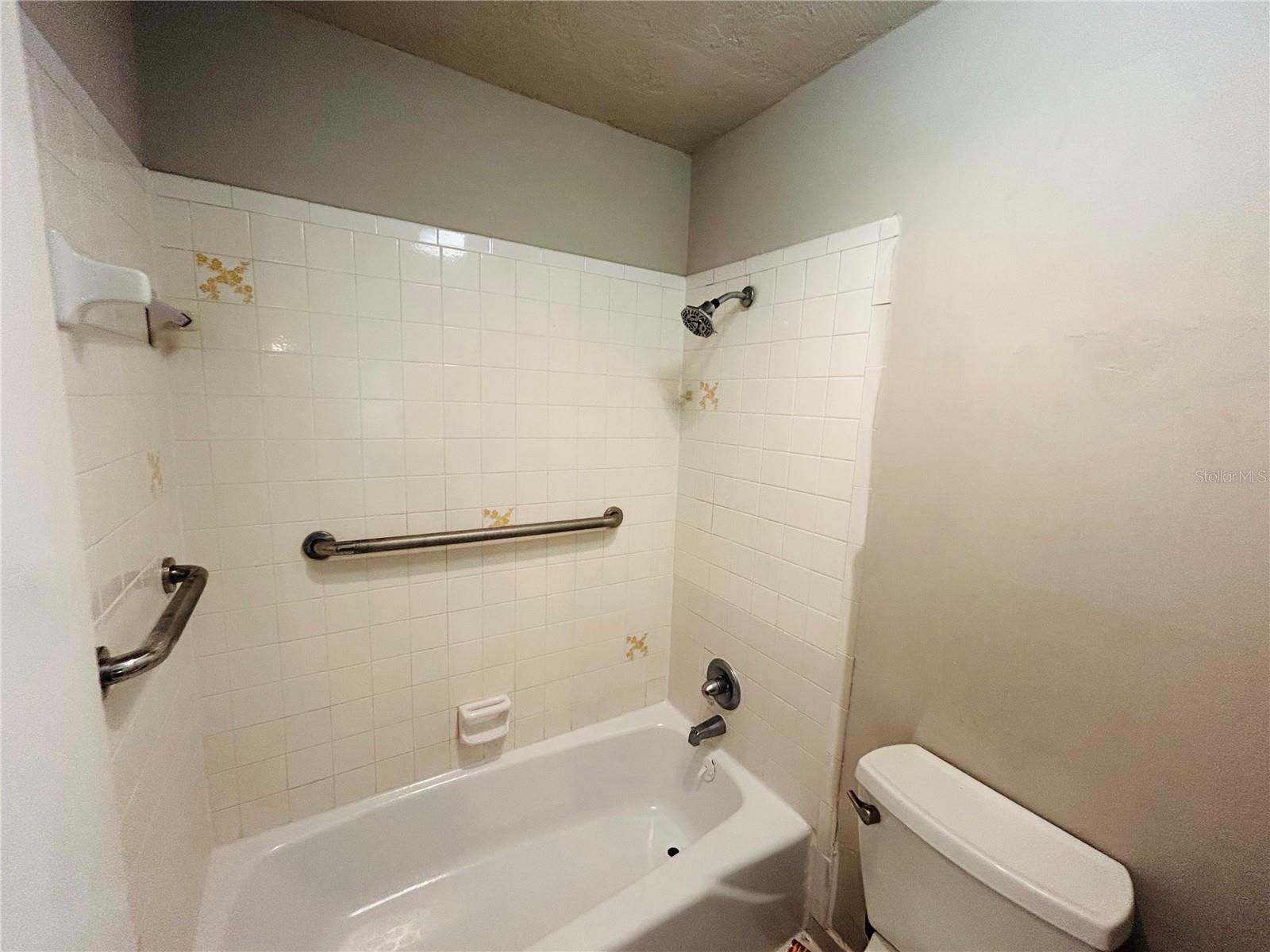 Image 11 of 20 For 4354 Aqua Vista Drive H