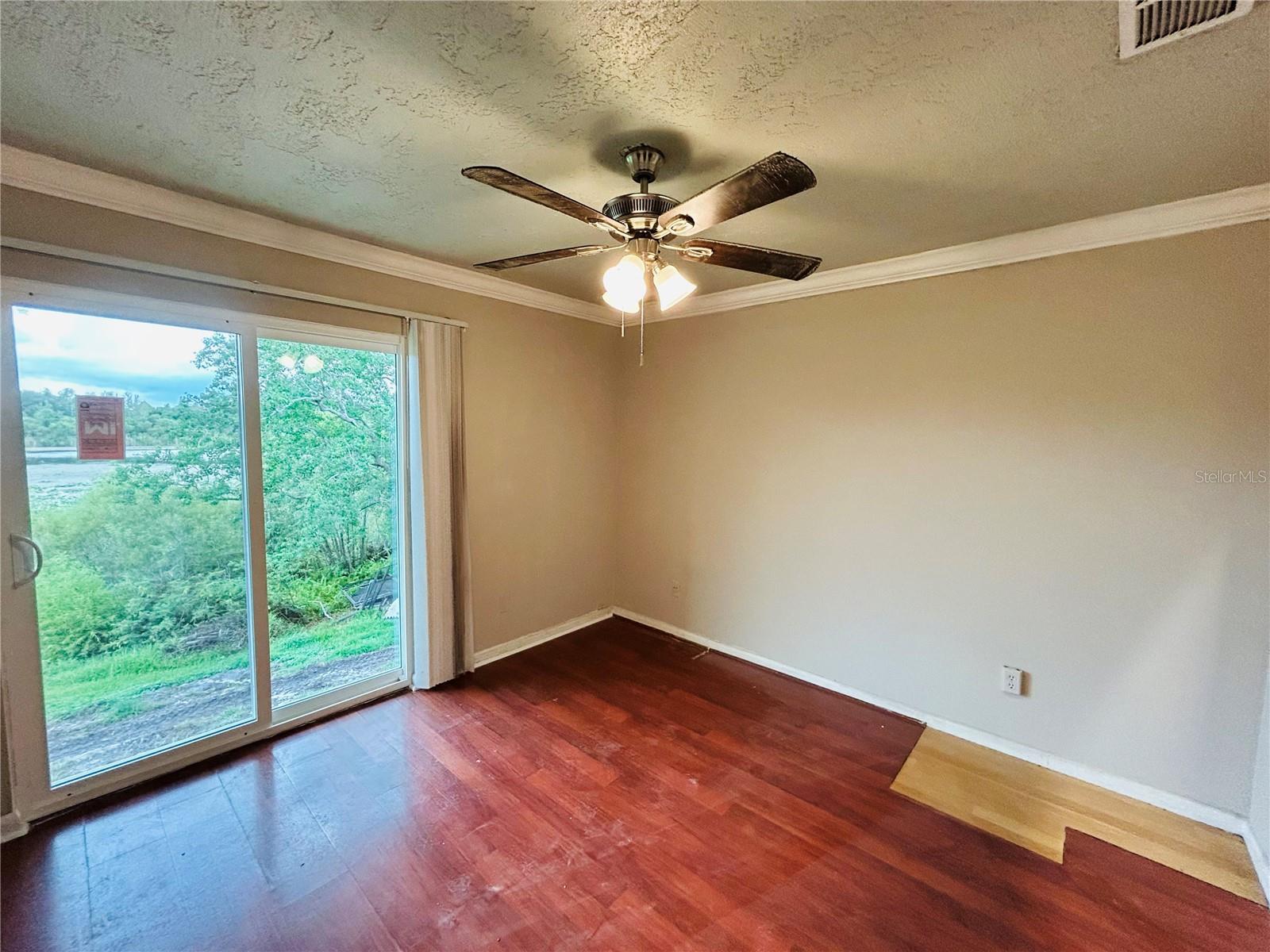 Image 15 of 20 For 4354 Aqua Vista Drive H