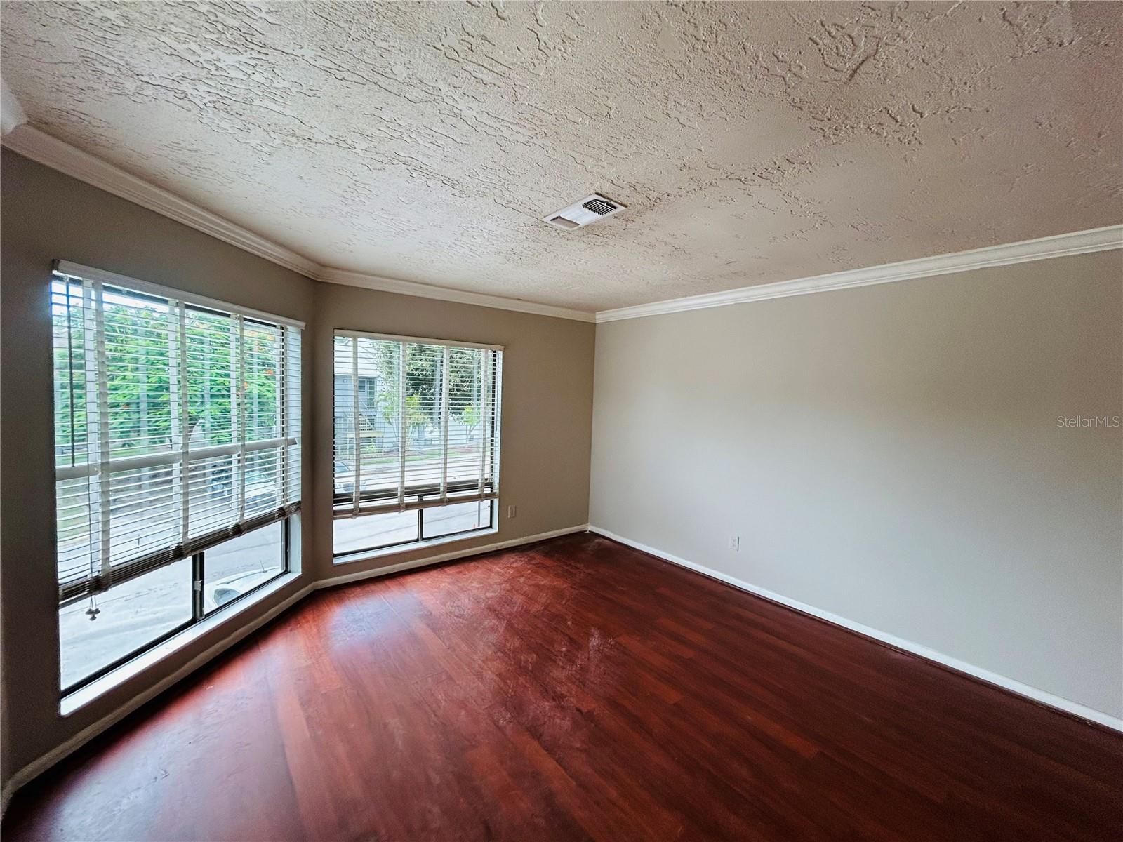 Image 5 of 20 For 4354 Aqua Vista Drive H