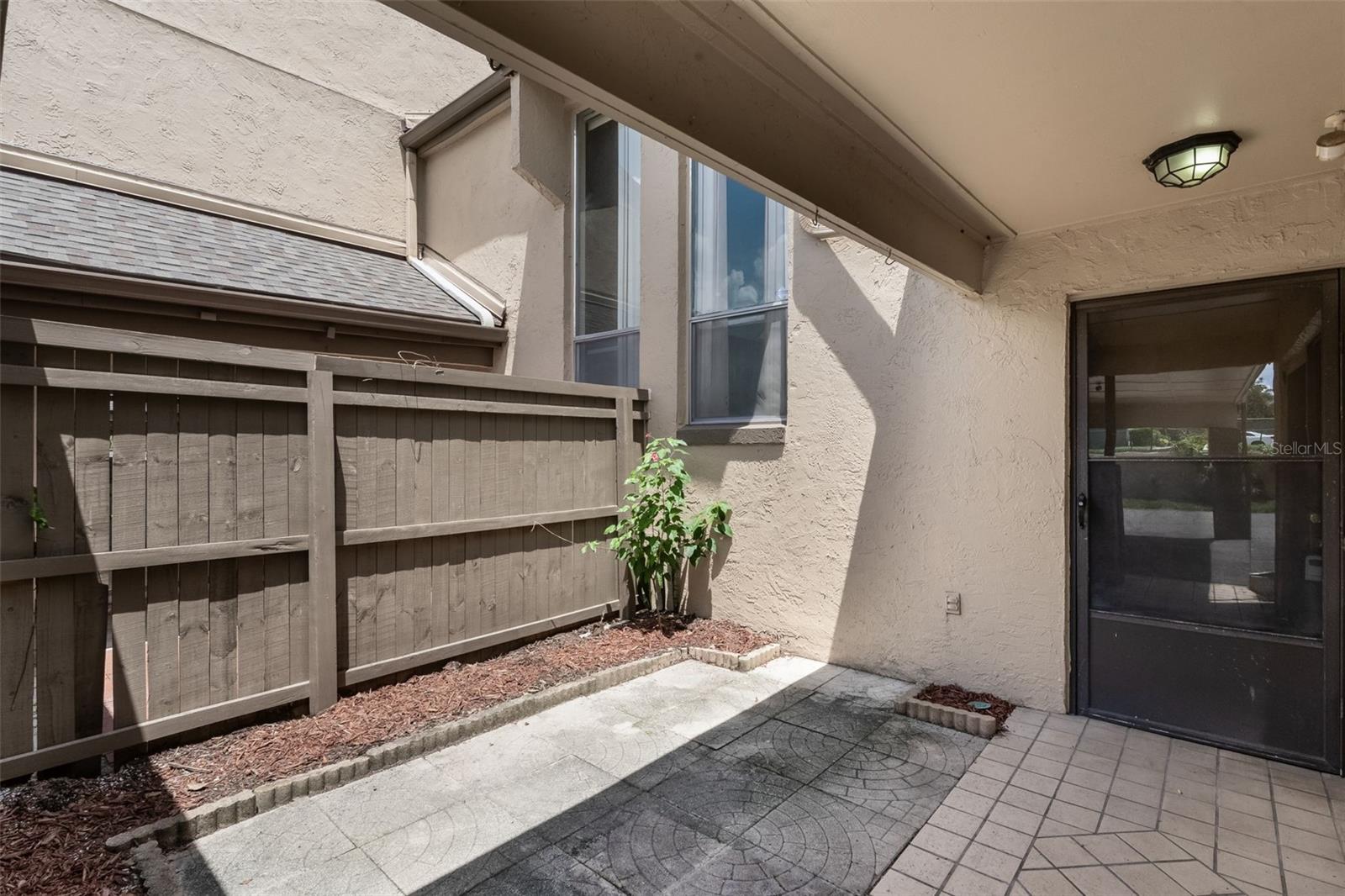 Image 5 of 61 For 552 Windmeadows Street .