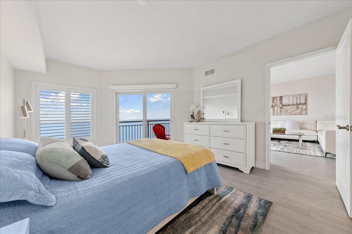 Image 14 of 44 For 1805 Riverside Drive 508