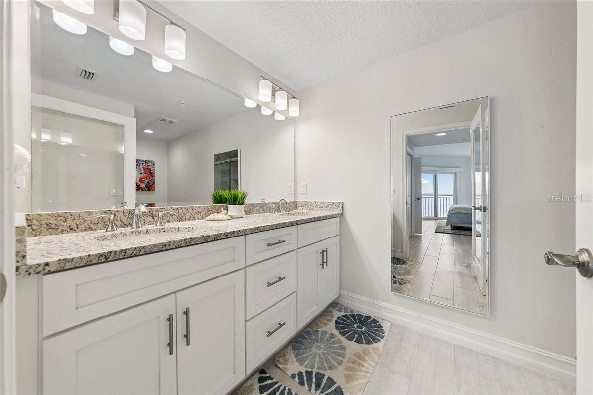 Image 17 of 44 For 1805 Riverside Drive 508