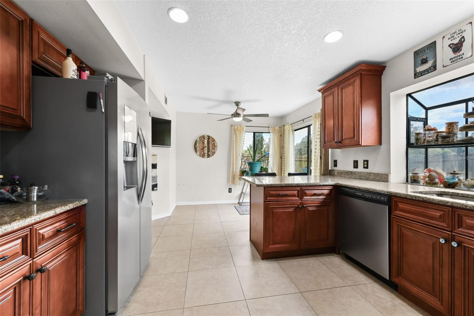 Image 10 of 50 For 731 Crestbrook Loop