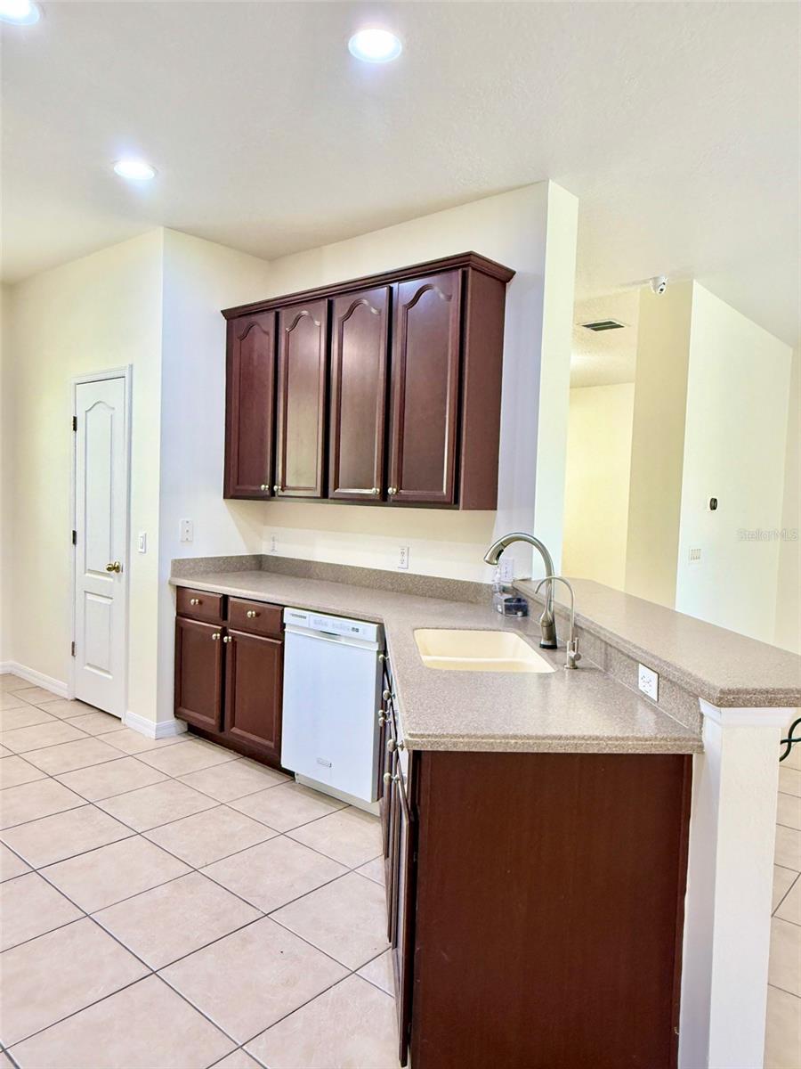 Image 10 of 48 For 3174 Grasmere View Parkway