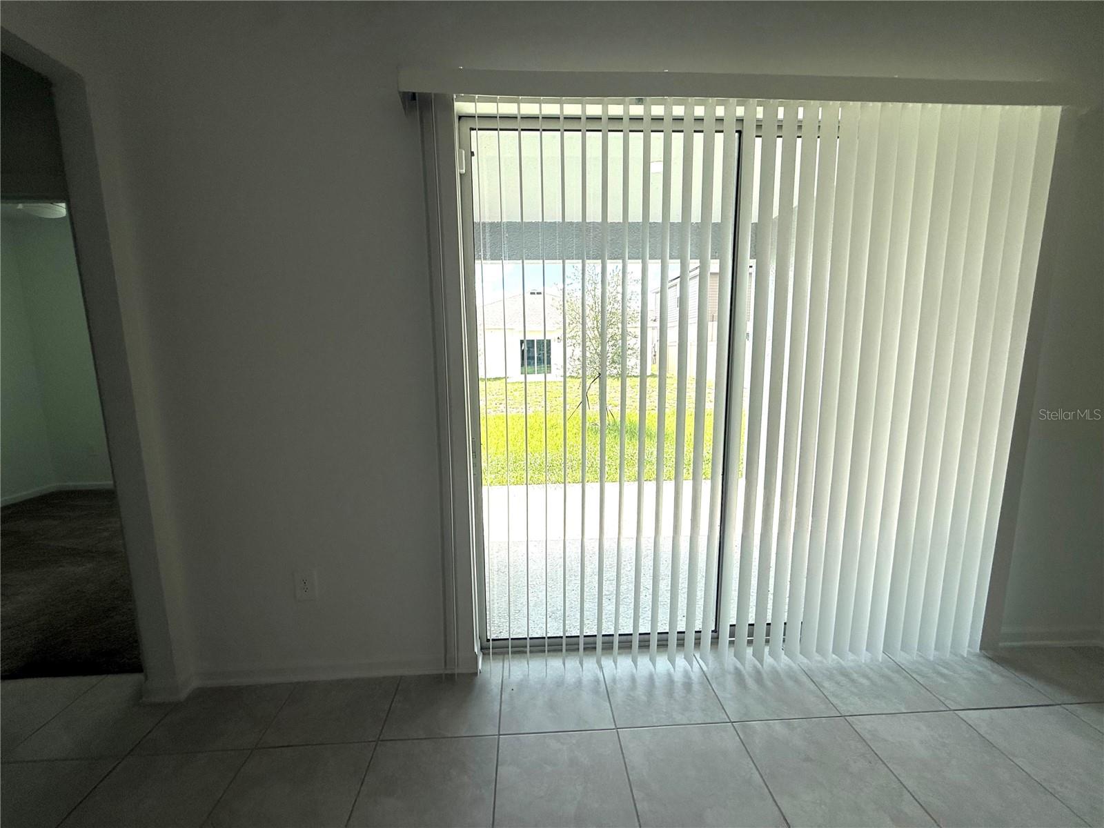 Image 4 of 34 For 1620 Marksman Rd